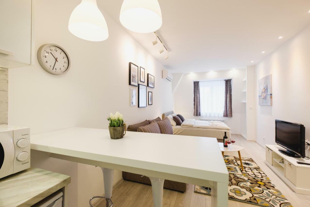 Apartment Hana Lux Белград Экстерьер фото